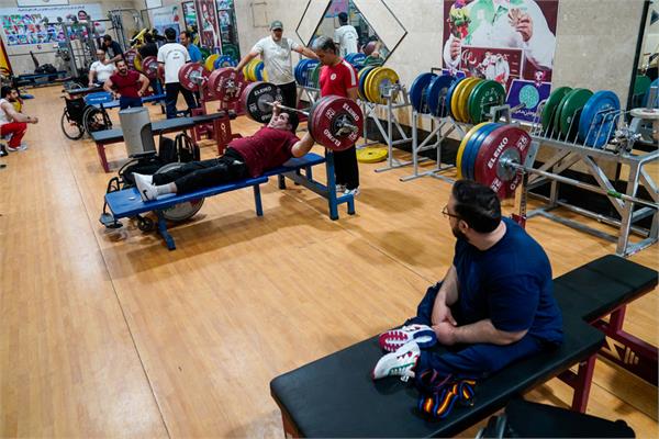 وزنه برداری  38