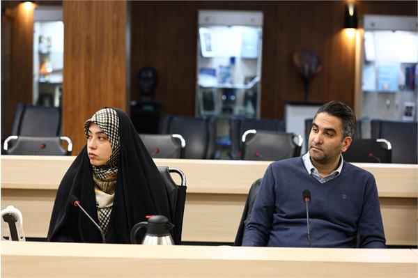 نشست جنبش  10