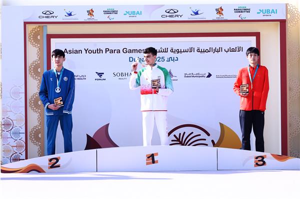 Para Taekwondo Podium Zeinal Horiz (4)
