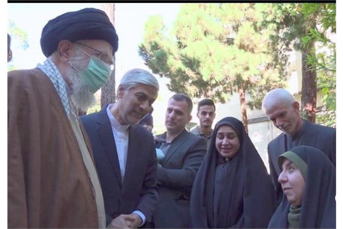 دارابیان: اقتدارمان را مدیون رهبرمان هستیم/ جنگ امروز، جنگ اسلام است