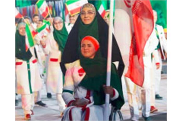 زهرا-نعمتی---با-افتخار-پرچم-جمهوری-اسلامی-ایران-را-حمل-کرد