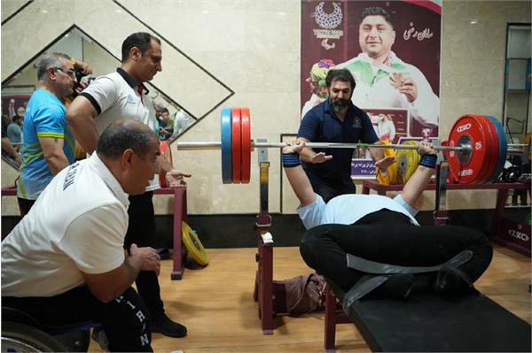 وزنه برداری جوانان  24