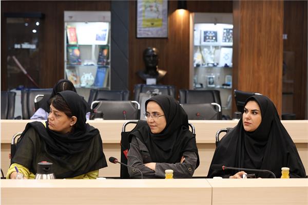 نشست خبری  50