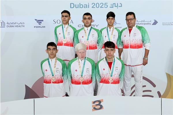 Iranian boys goalbalists podium Dubai (7)
