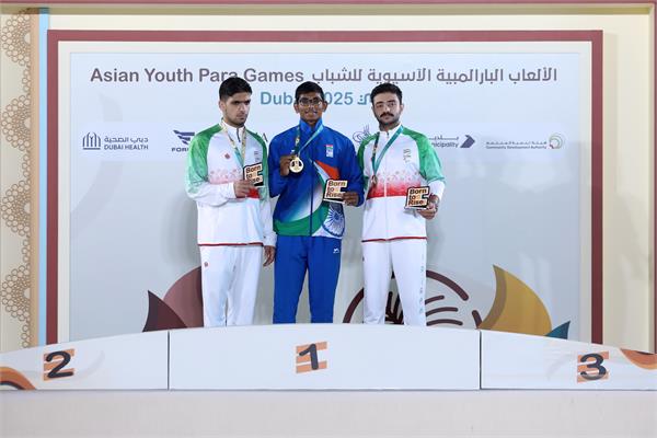 VI Swimming Horiz Nasiri (3)