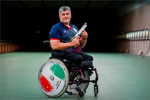 تیراندازی  18