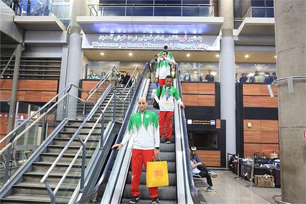 استقبال کاروان فرزندان ایران - بخش اول  2