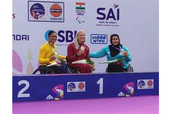 زینب مرادی به نشان برنز دست یافت