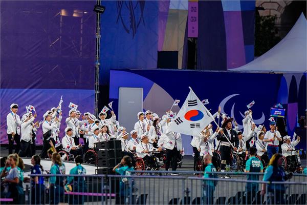 Opening Ceremony 1 49