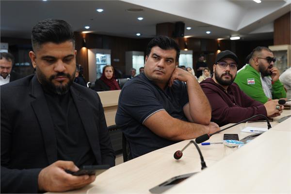 مراسم تجلیل  27