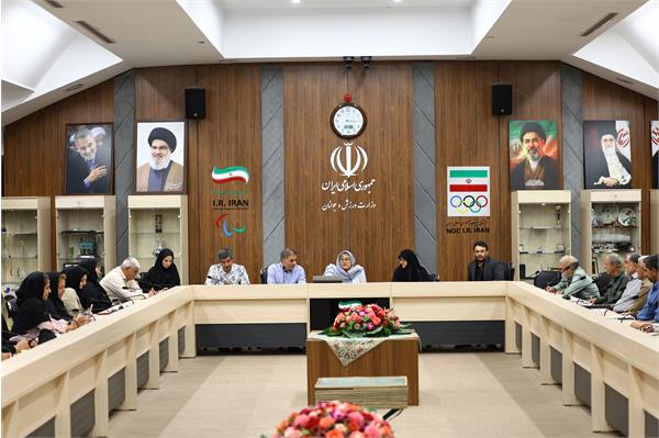 کارگاه داوری به منظور آشنایی داوران با آخرین قوانین و مقررات پارادوومیدانی