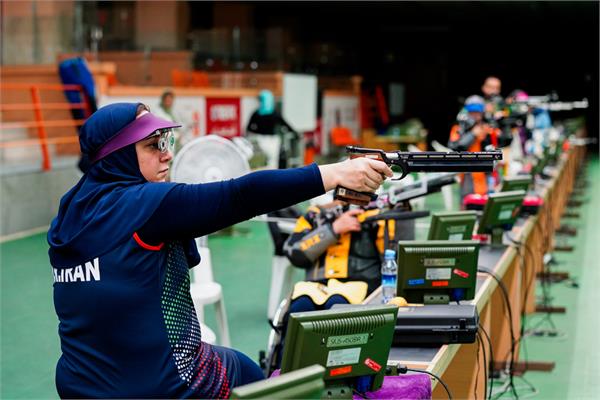 تیراندازی  23