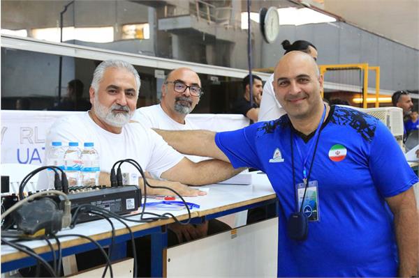 قهرمانی کشور شنا  46