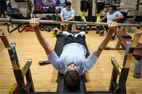 وزنه برداری جوانان  18