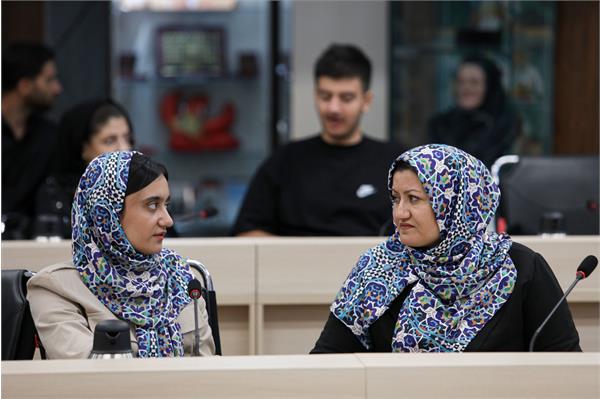 نشست بانوان  65