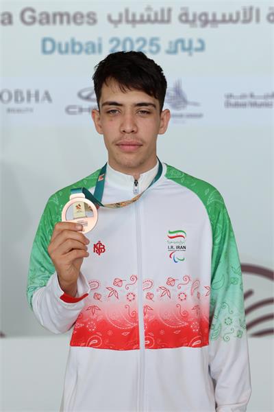 Iranian boys goalbalists podium Dubai (6)