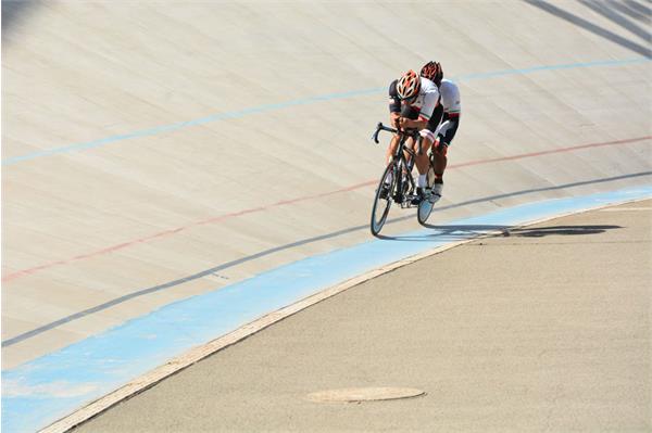 پارادوچرخه  14