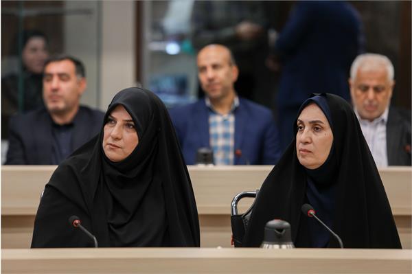 نشست بانوان  53