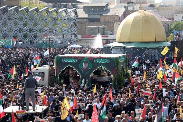 مراسم تشییع پیکر سردار شهید نیلفروشان  6