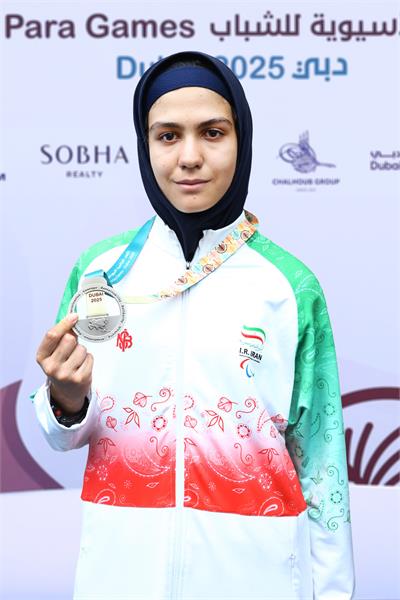 نازنین عامری-دوومیدانی