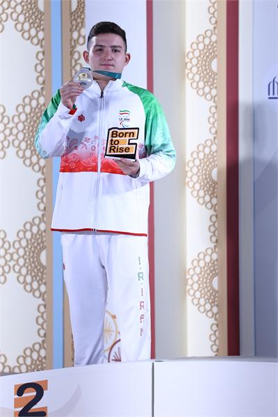 VI Swimming Vertical Zeynal 3