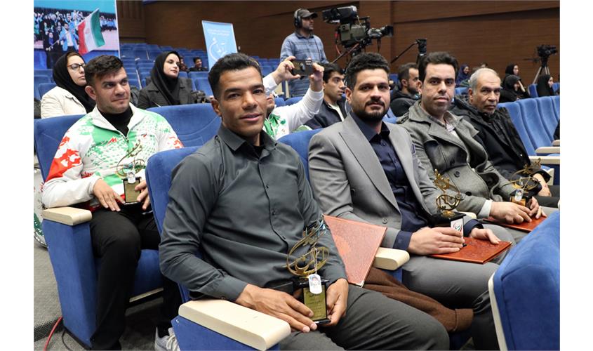 حدیث سرآمدان  11