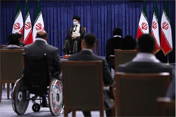 Imam Khamenei meets with Iranian Olympic and Paralympic medalists