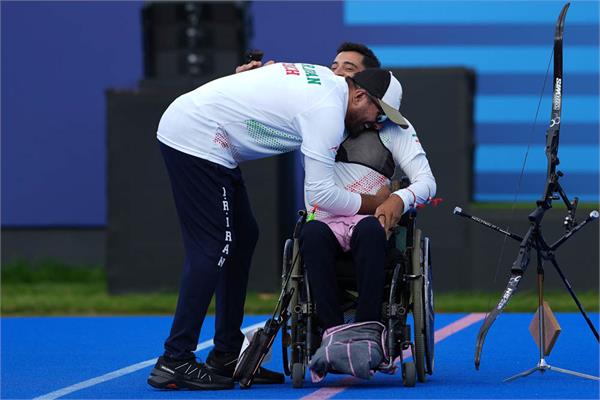 Paris Mem Recurve Ameri & Rahimi 1