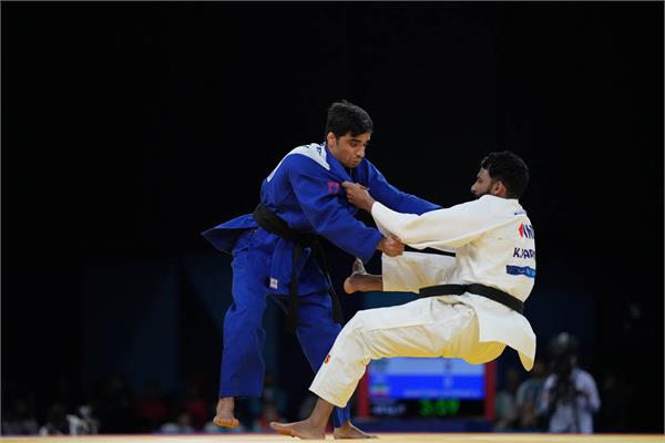 Meysam Banitaba Paris Silver 3