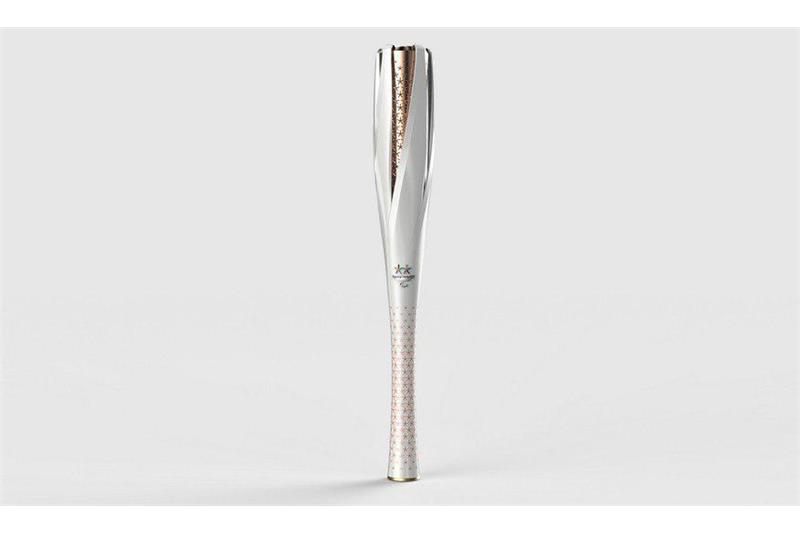 pyeongchang-2018-unveils-paralympic-torch-and-torchbearer-uniform