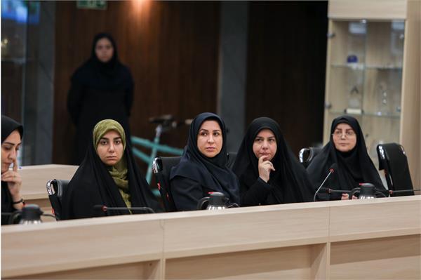 نشست بانوان  51