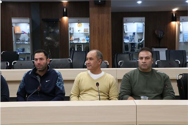 کارگاه اخلاق حرفه ای  44