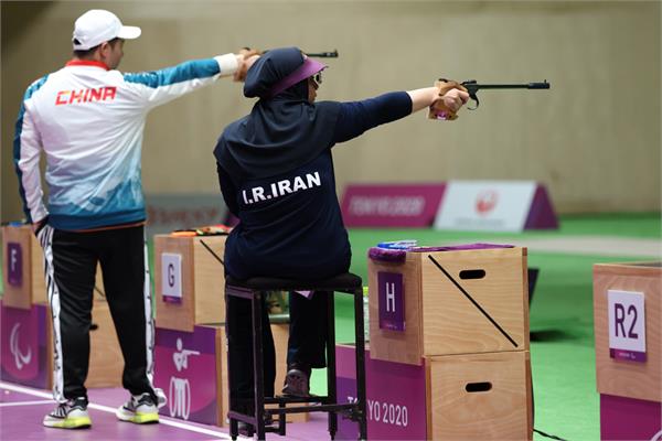 Tokyo Gallery Shooting 3