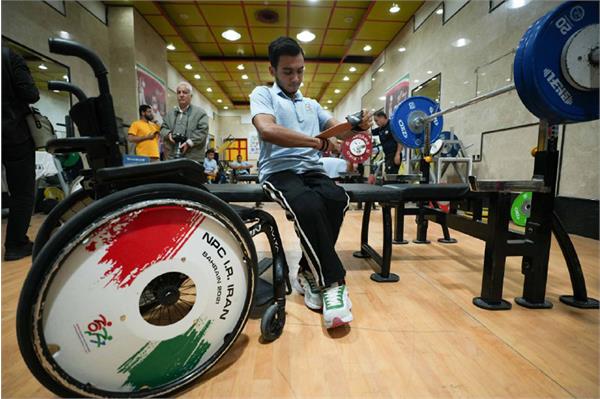 وزنه برداری جوانان  33