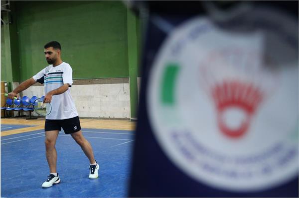 بدمینتون  18