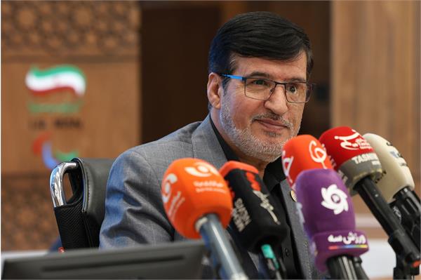 نشست خبری  34