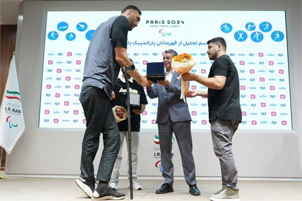 مراسم تجلیل  10