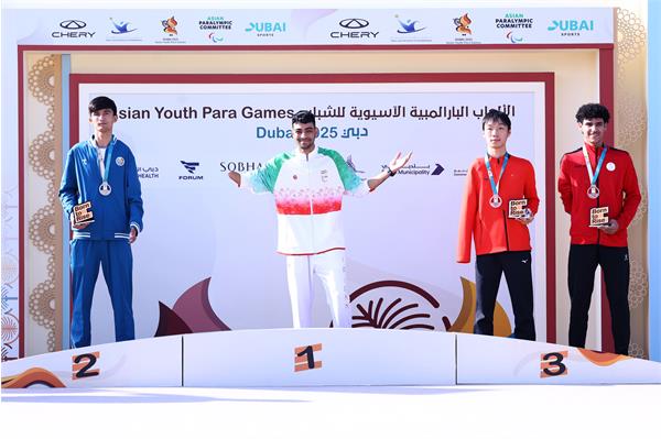 Para Taekwondo Podium Zeinal Horiz (8)