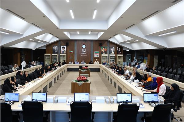 کارگاه داوری به منظور آشنایی داوران با آخرین قوانین و مقررات پارادوومیدانی