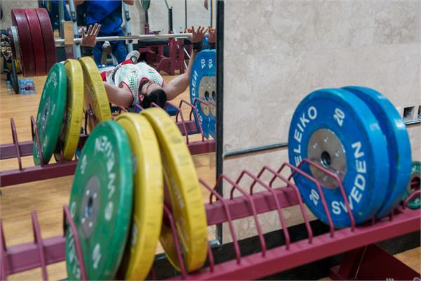 وزنه برداری  30