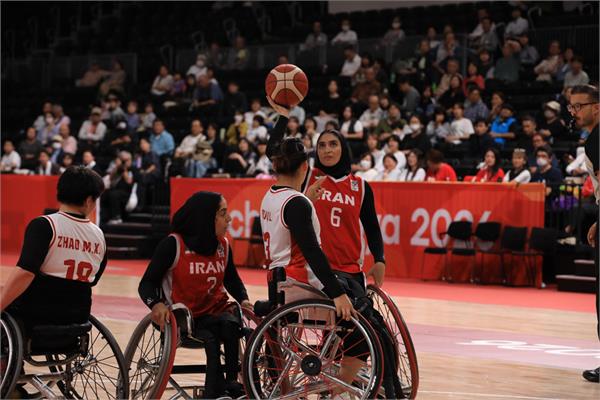 Women WH basketball Iran China Joshaghani 11