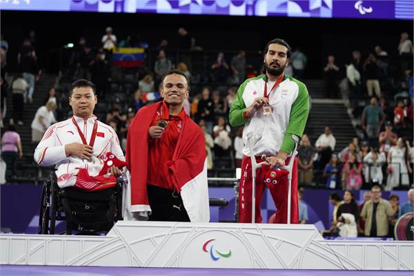 Powerlifting Bakhtiar & Jafari Paris  17