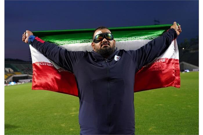 مصدومیت قهرمان پارالمپیک در بمباران