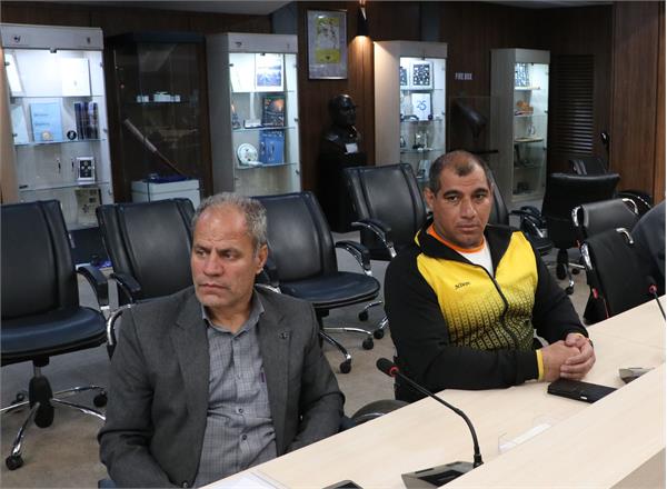 کارگاه اخلاق حرفه ای  19