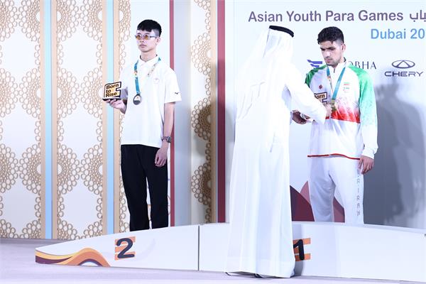 VI Swimming Horizontal Zeynal 17