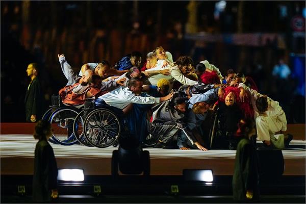 Opening Ceremony 1 24