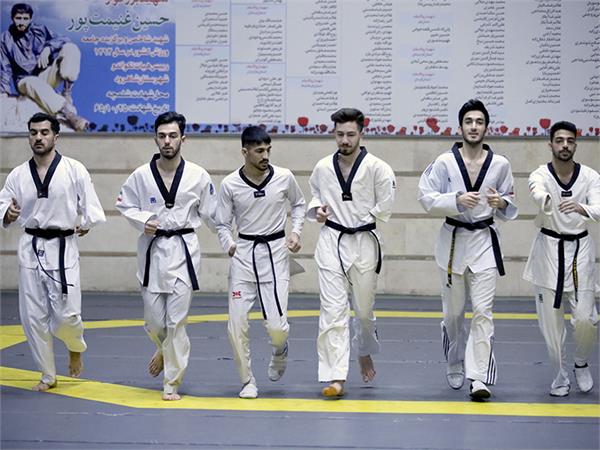 اردوی پاراتکواندو 28