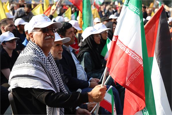 مراسم تشییع پیکر سردار شهید نیلفروشان  31