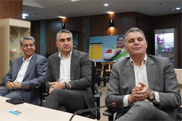 مراسم تجلیل  23