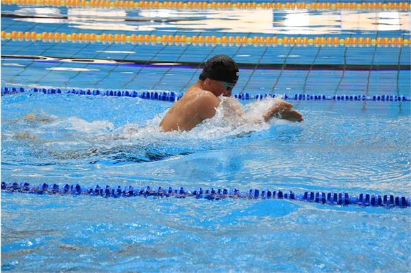 قهرمانی کشور شنا  45